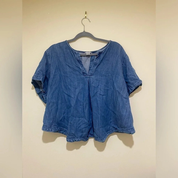 Guess women’s  spilt neck short sleeve denim blue blouse with open back size L - Picture 4 of 14